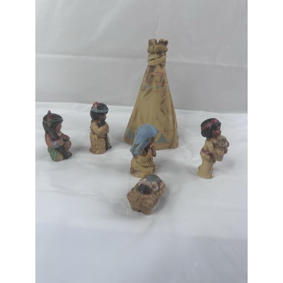 Christmas Native American Indigenous Nativity Crèche Holy Family Teepee 6 Piece - Picture 5 of 7